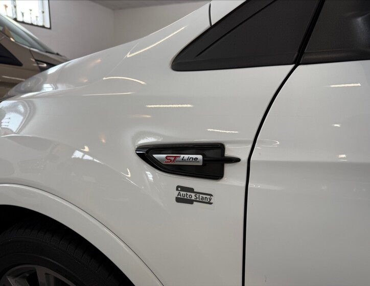 Ford Kuga SUV 2,0 l 132 kw