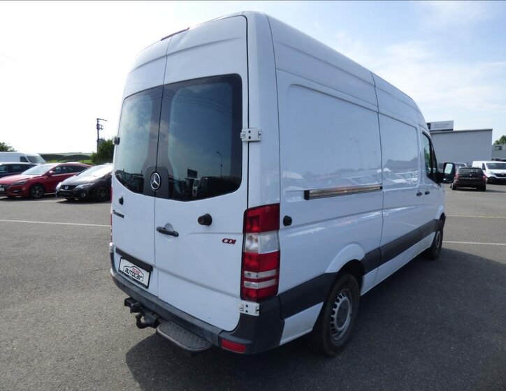 Mercedes-Benz Sprinter 3