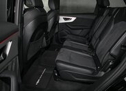 Audi Q7 11