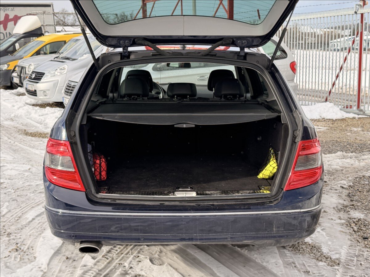 Mercedes-Benz Třídy C Kombi 2,1 l 125 kw