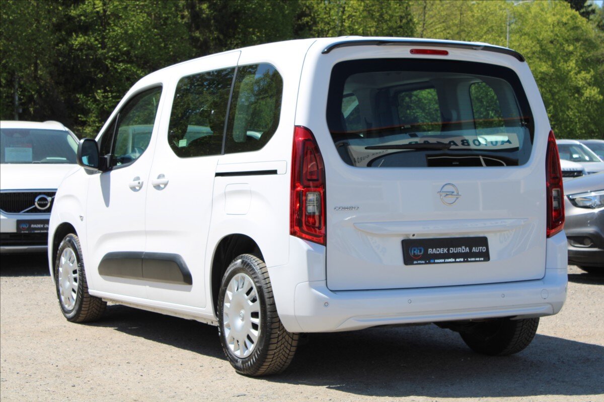 Opel Combo MPV 1,2 l 96 kw