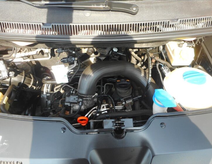 Volkswagen Transporter Valník 2,0 l 75 kw