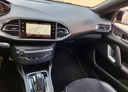 Peugeot 308 7