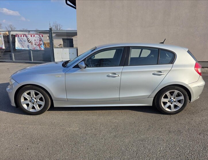 BMW Řada 1 Hatchback 2,0 l 90 kw