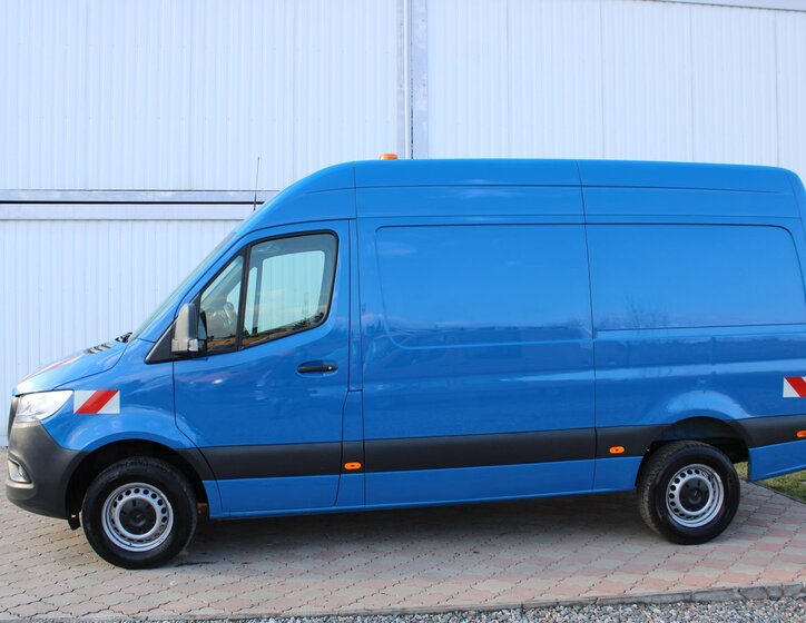 Mercedes-Benz Sprinter Užitková 2,1 l 120 kw