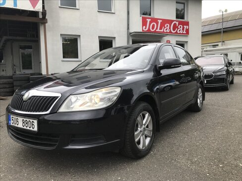 Škoda Octavia Sedan / Limuzína 1,2 l 77 kw