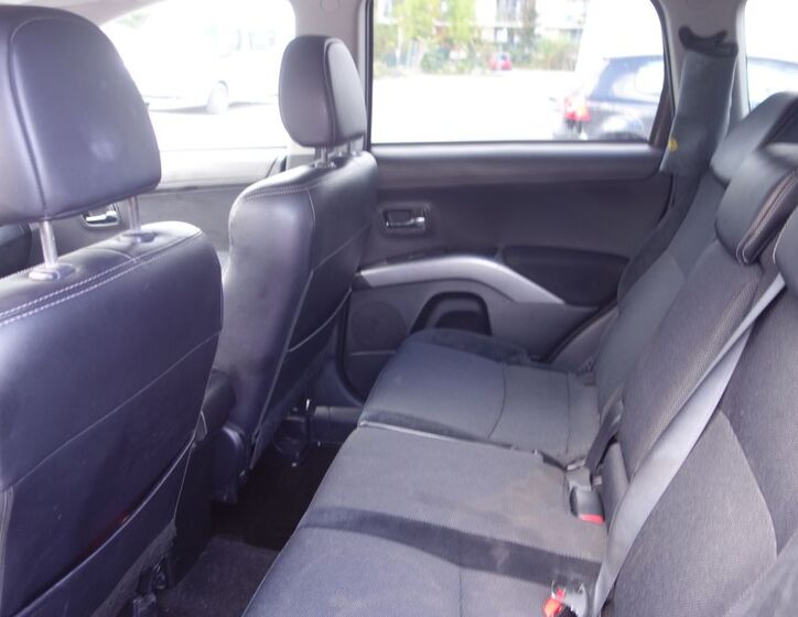 Mitsubishi Outlander 19