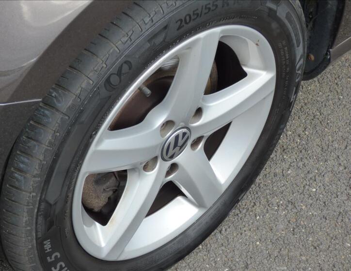 Volkswagen Passat 65