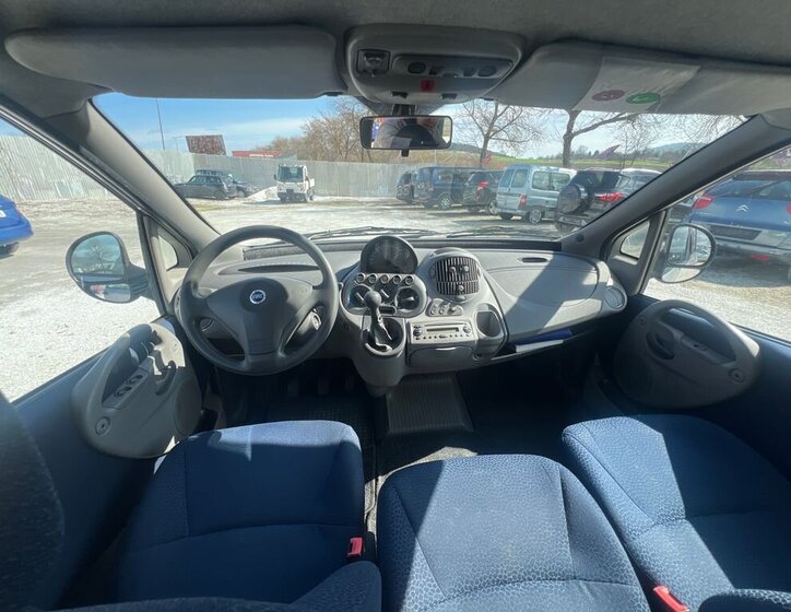 Fiat Multipla Kombi 1,9 l 1910 kw