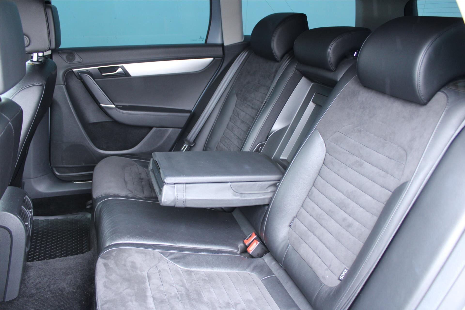 Volkswagen Passat Kombi 2,0 l 103 kw