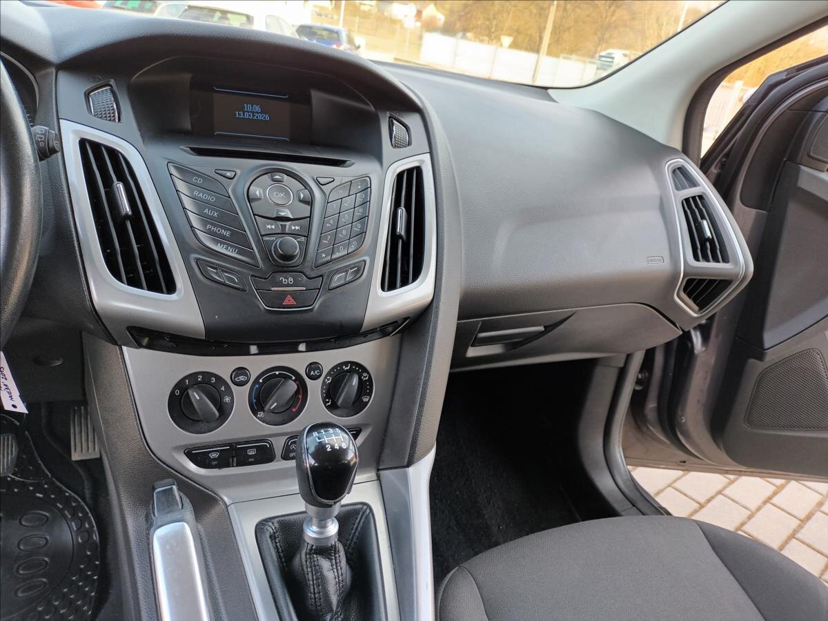 Ford Focus Kombi 998,0 92 kw