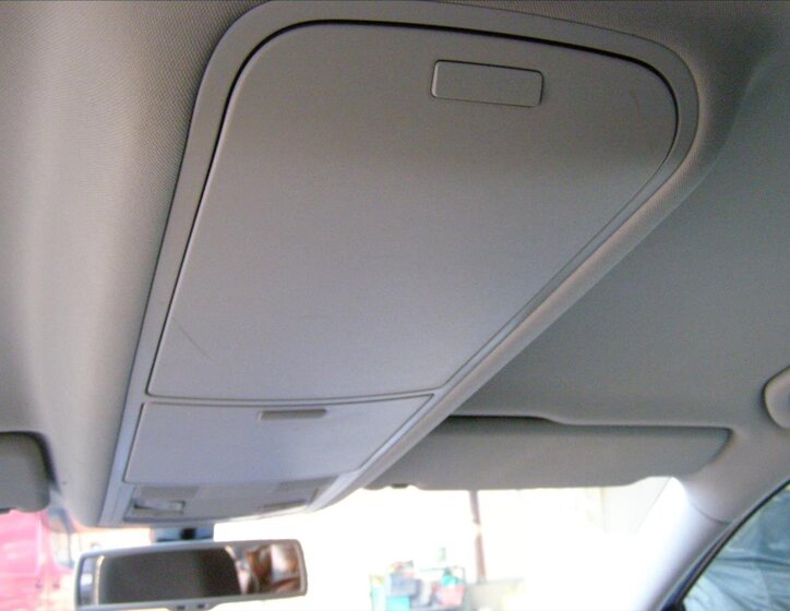 Volkswagen Touran MPV 1,2 l 77 kw