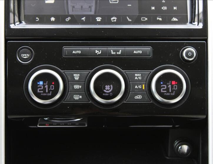 Land Rover Discovery 28