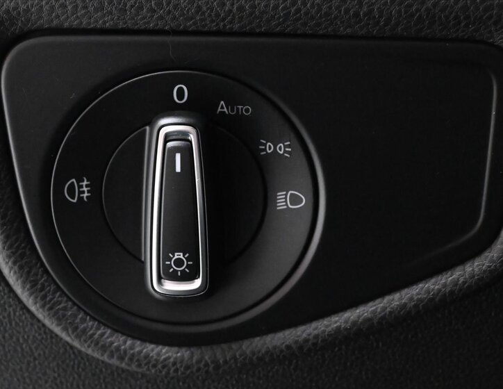 Volkswagen Touran MPV 2,0 l 110 kw