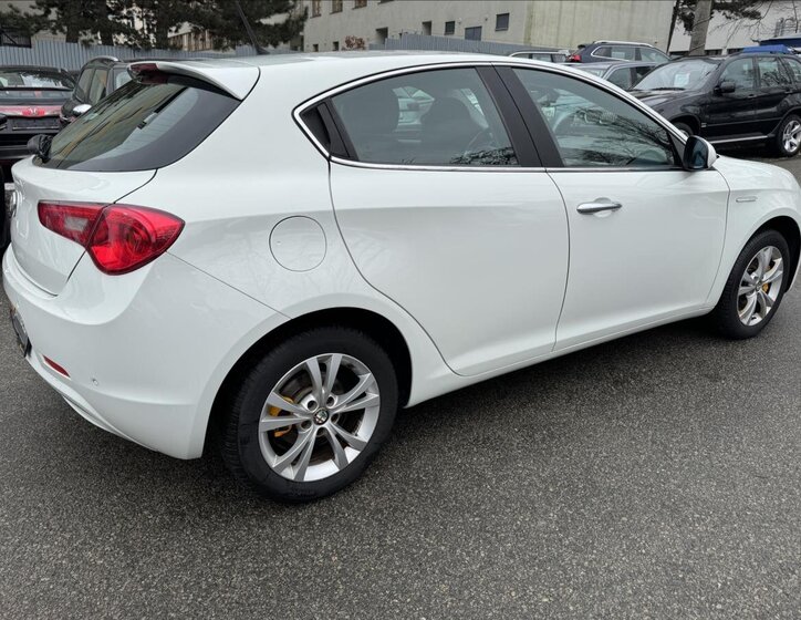 Alfa Romeo Giulietta Hatchback 1,4 l 125 kw