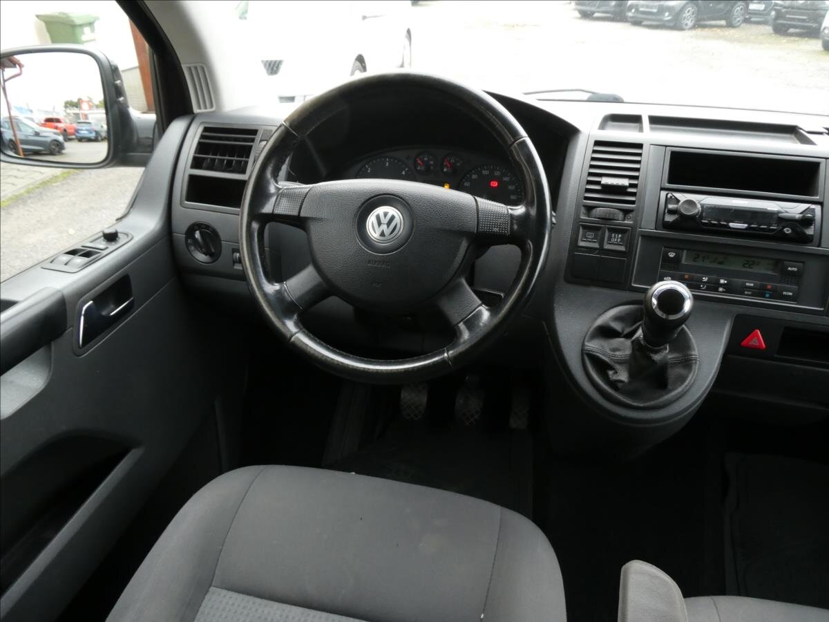 Volkswagen Caravelle