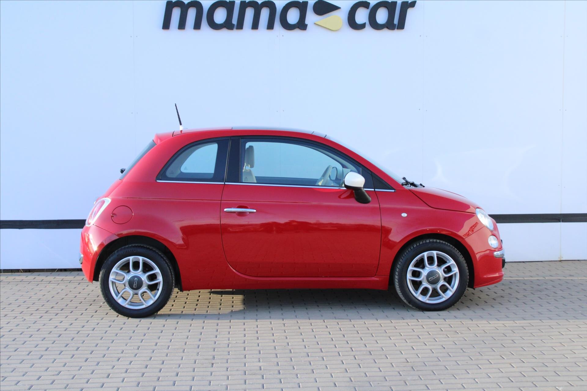 Fiat 500 Hatchback 1,2 l 51 kw