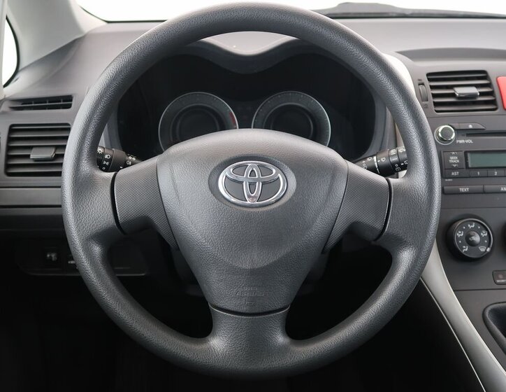 Toyota Auris 14