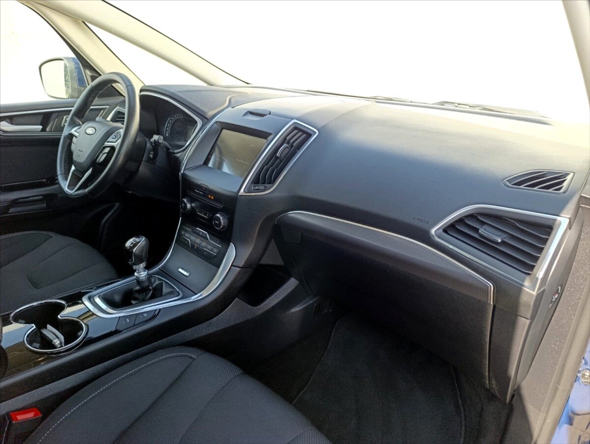 Ford S-MAX MPV 1,5 l 121 kw