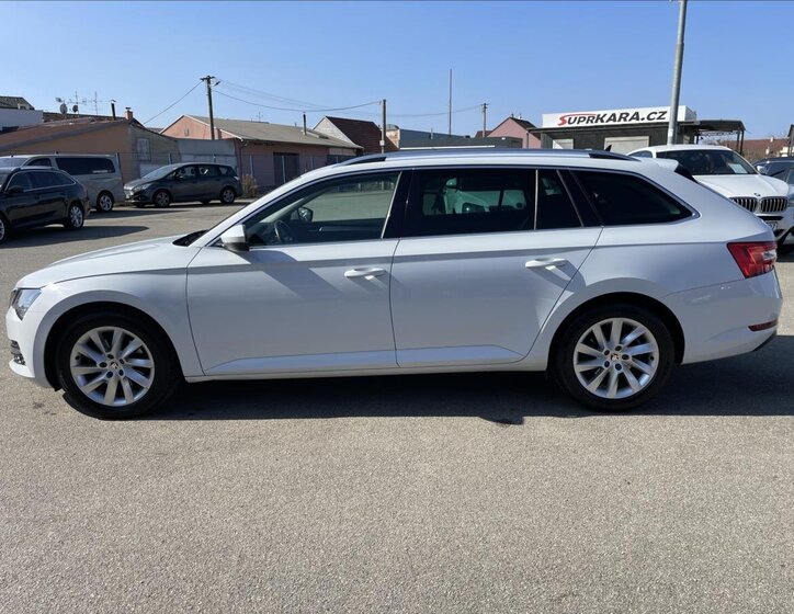 Škoda Superb Kombi 2,0 l 110 kw