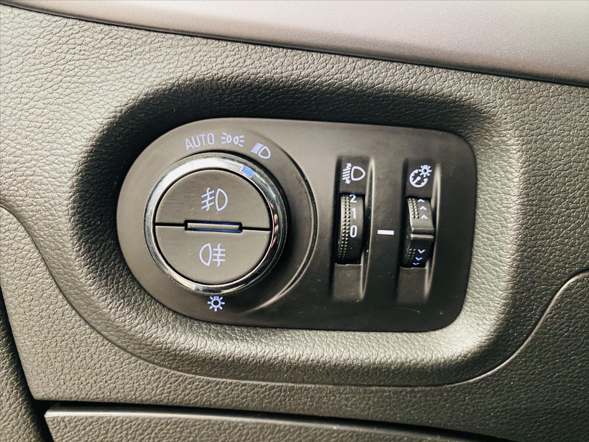 Opel Astra Hatchback 1,4 l 74 kw