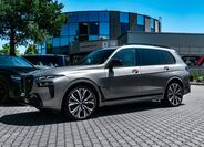 BMW X7 29