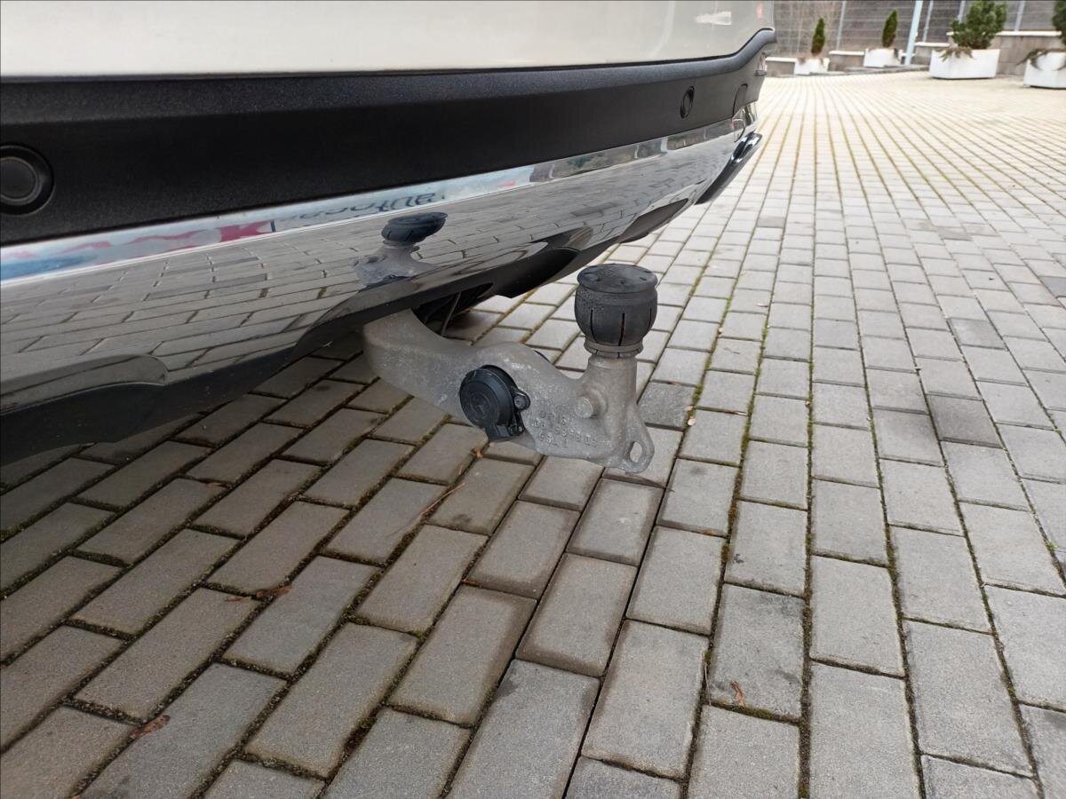 Mercedes-Benz GLE SUV 3,0 l 270 kw