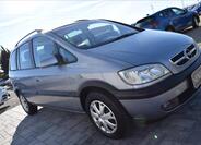 Opel Zafira 4