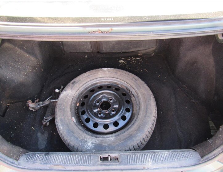 Hyundai Elantra Sedan / Limuzína 2,0 l 82 kw