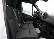 Mercedes-Benz Sprinter 13