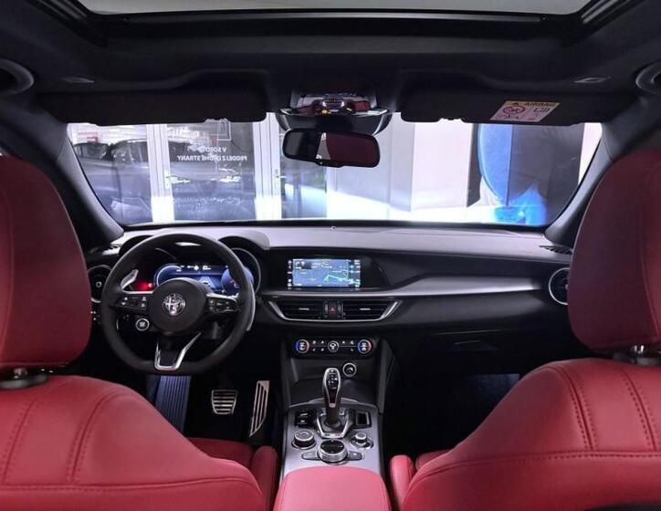 Alfa Romeo Stelvio 19