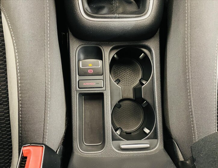 Volkswagen Tiguan SUV 2,0 l 103 kw