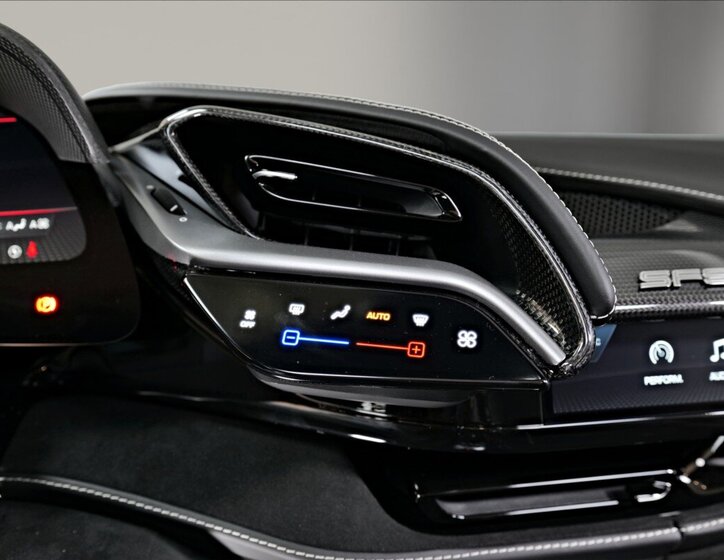 Ferrari SF90 Kabriolet 4,0 l 735 kw