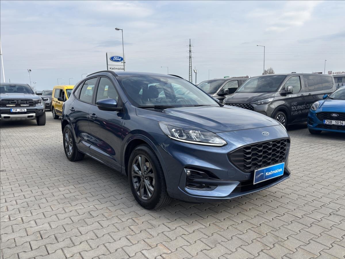 Ford Kuga SUV / Terénní 1,5 l 110 kw