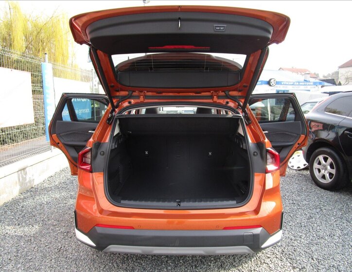 BMW X1 Kombi 1,5 l 110 kw