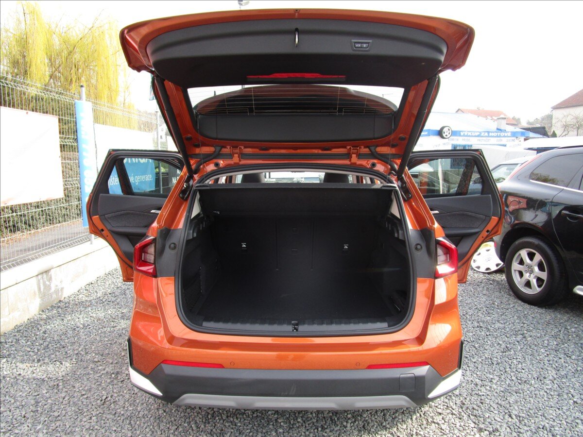 BMW X1 Kombi 1,5 l 110 kw