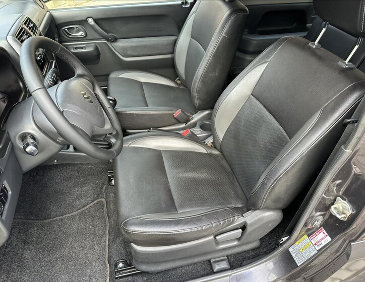 Suzuki Jimny SUV / Terénní 1,3 l 63 kw