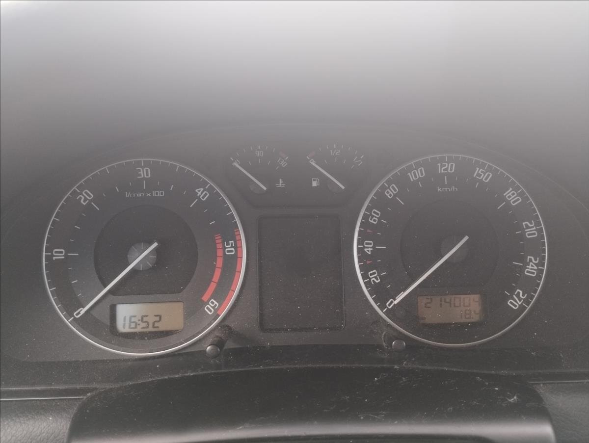 Škoda Superb Ostatní 1,9 l 74 kw