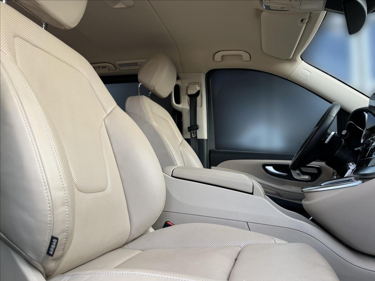 Mercedes-Benz Třídy V MPV 2,0 l 174 kw