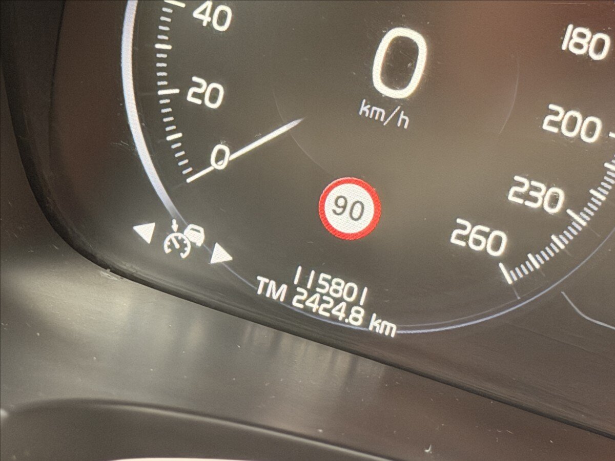 Volvo V90 Kombi 2,0 l 184 kw