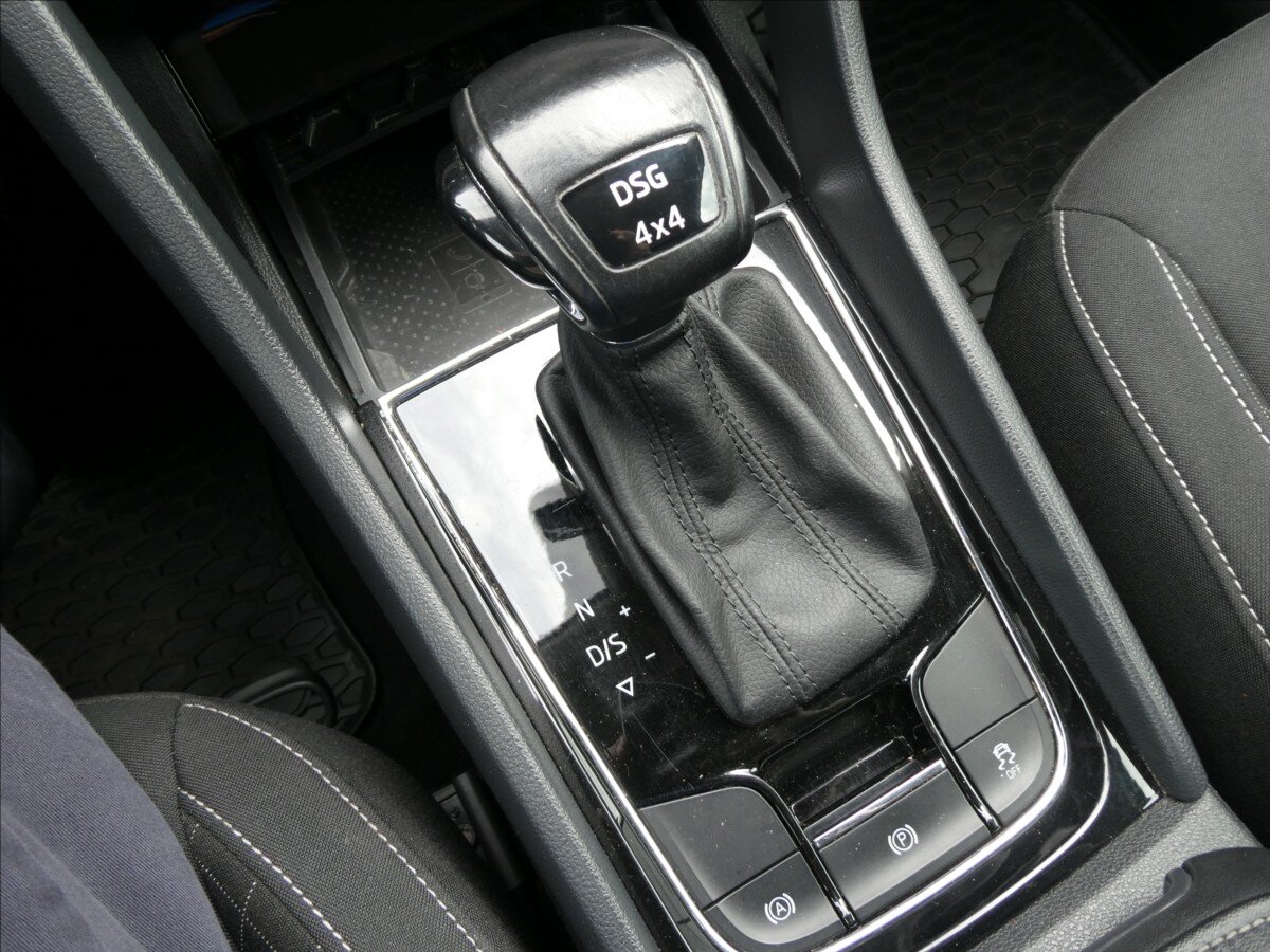 Škoda Karoq SUV / Terénní 2,0 l 110 kw