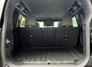 Land Rover Defender SUV 3,0 l 147 kw