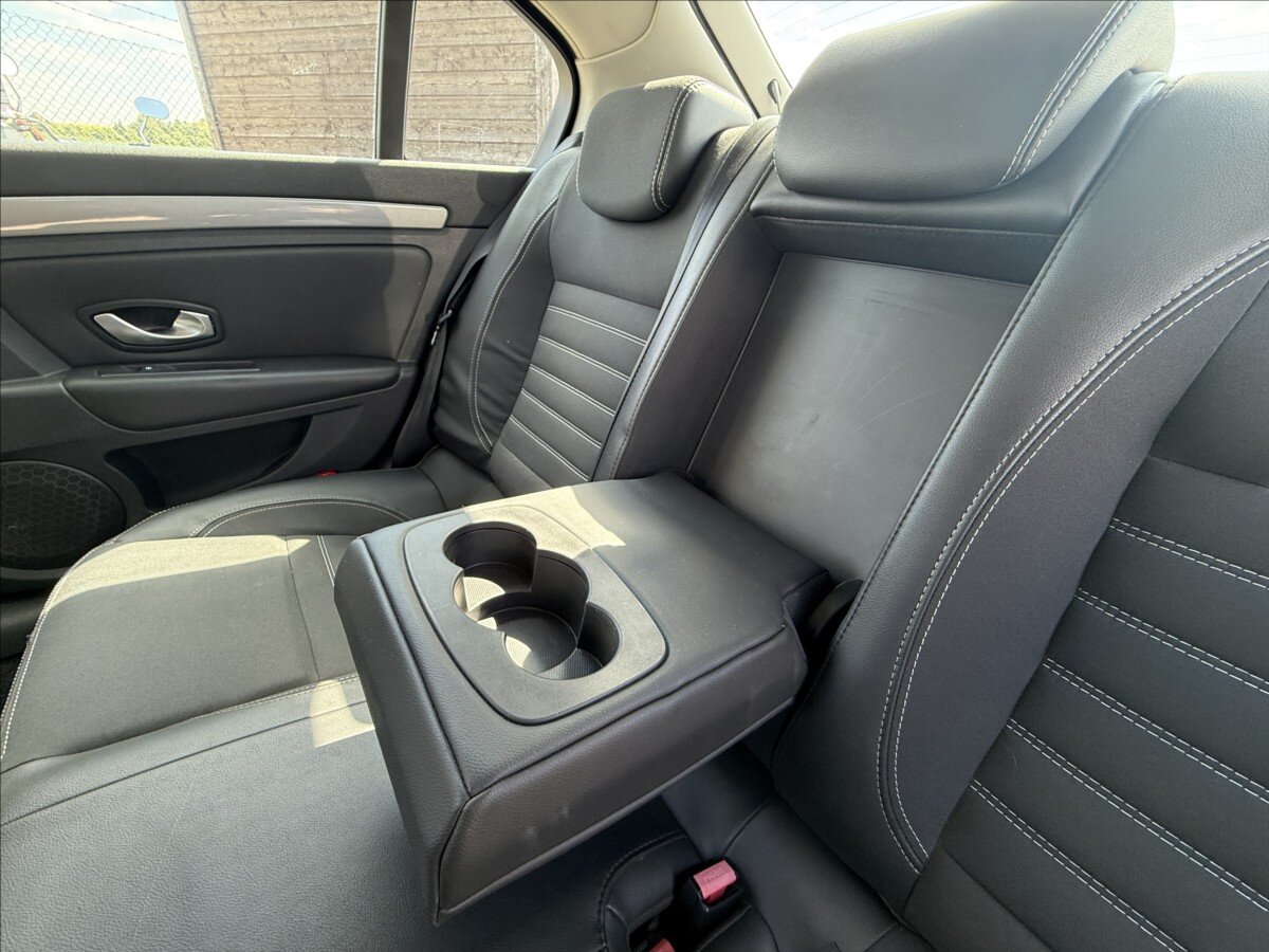 Renault Laguna Liftback 1,5 l 81 kw