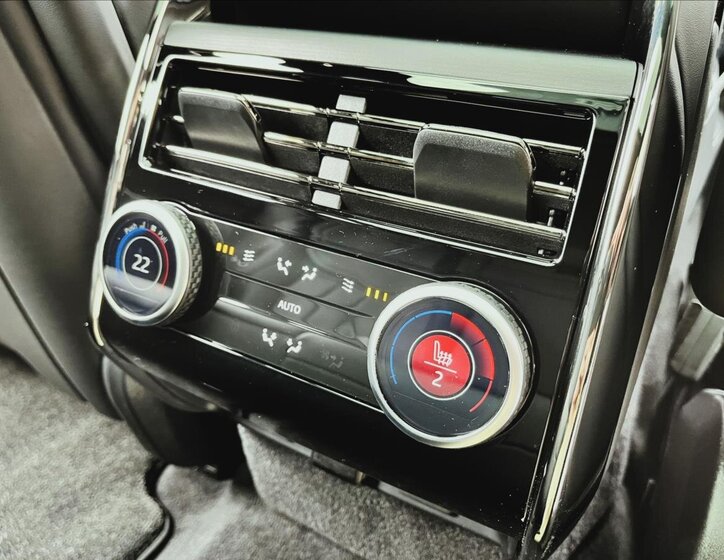 Land Rover Range Rover Sport SUV 4,4 l 390 kw