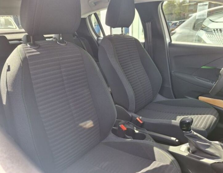 Peugeot 208 Hatchback 1,2 l 74 kw