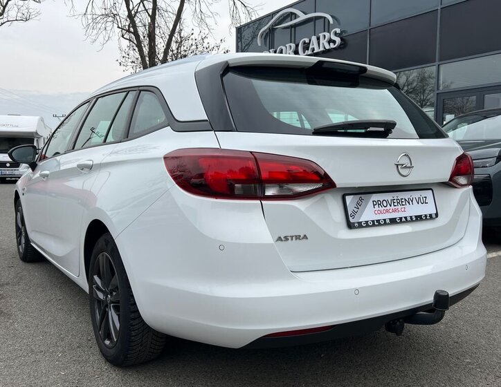Opel Astra Kombi 1,2 l 96 kw