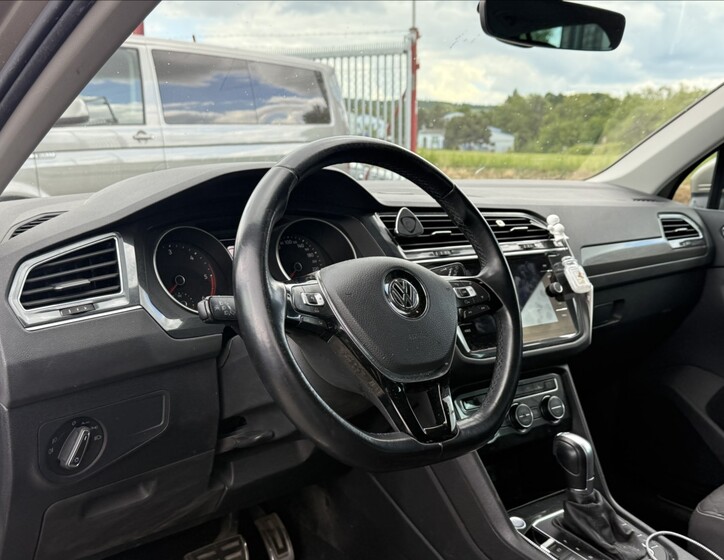 Volkswagen Tiguan 11
