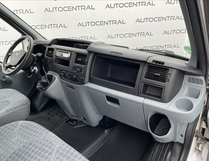 Ford Transit Skříň 2,2 l 63 kw