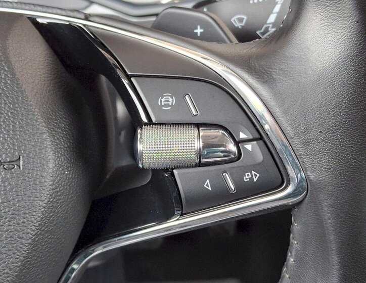 Škoda Superb Sedan / Limuzína 2,0 l 110 kw