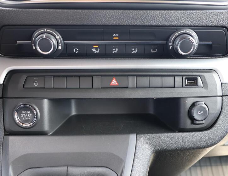 Toyota ProAce Verso 21